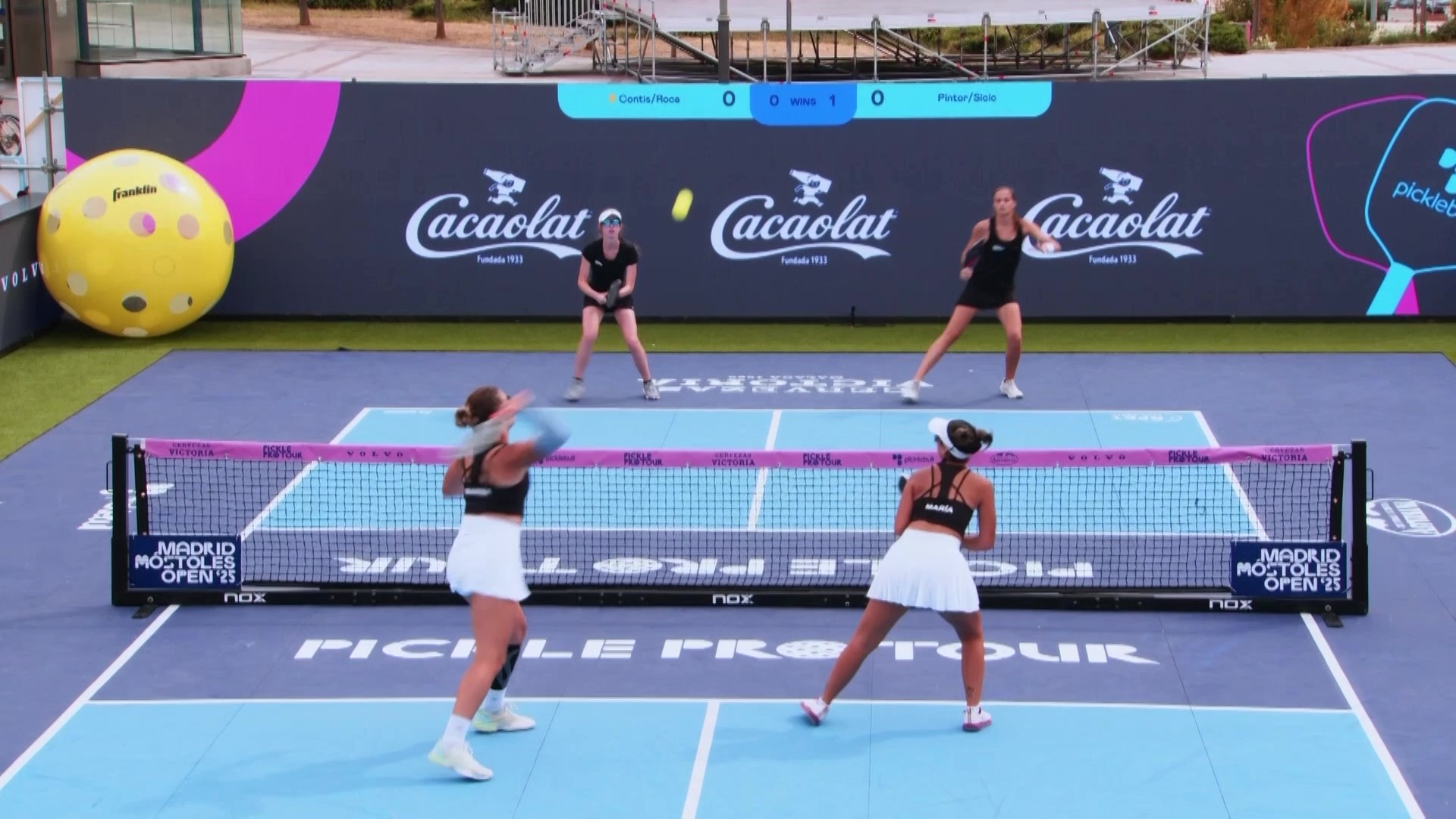 ¿Quieres ver más puntazos en Móstoles? Aquí tienes los mejores del Dobles Femenino